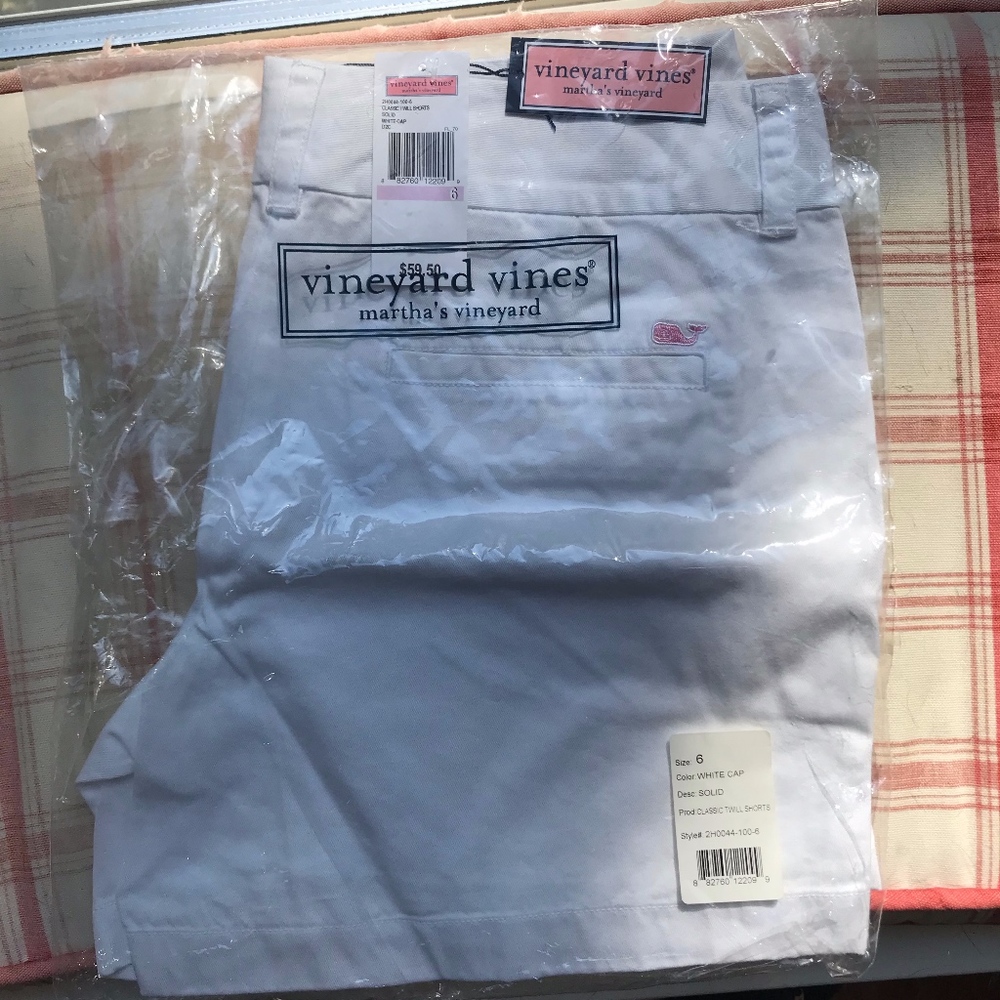 Vineyard Vines Women's Shorts